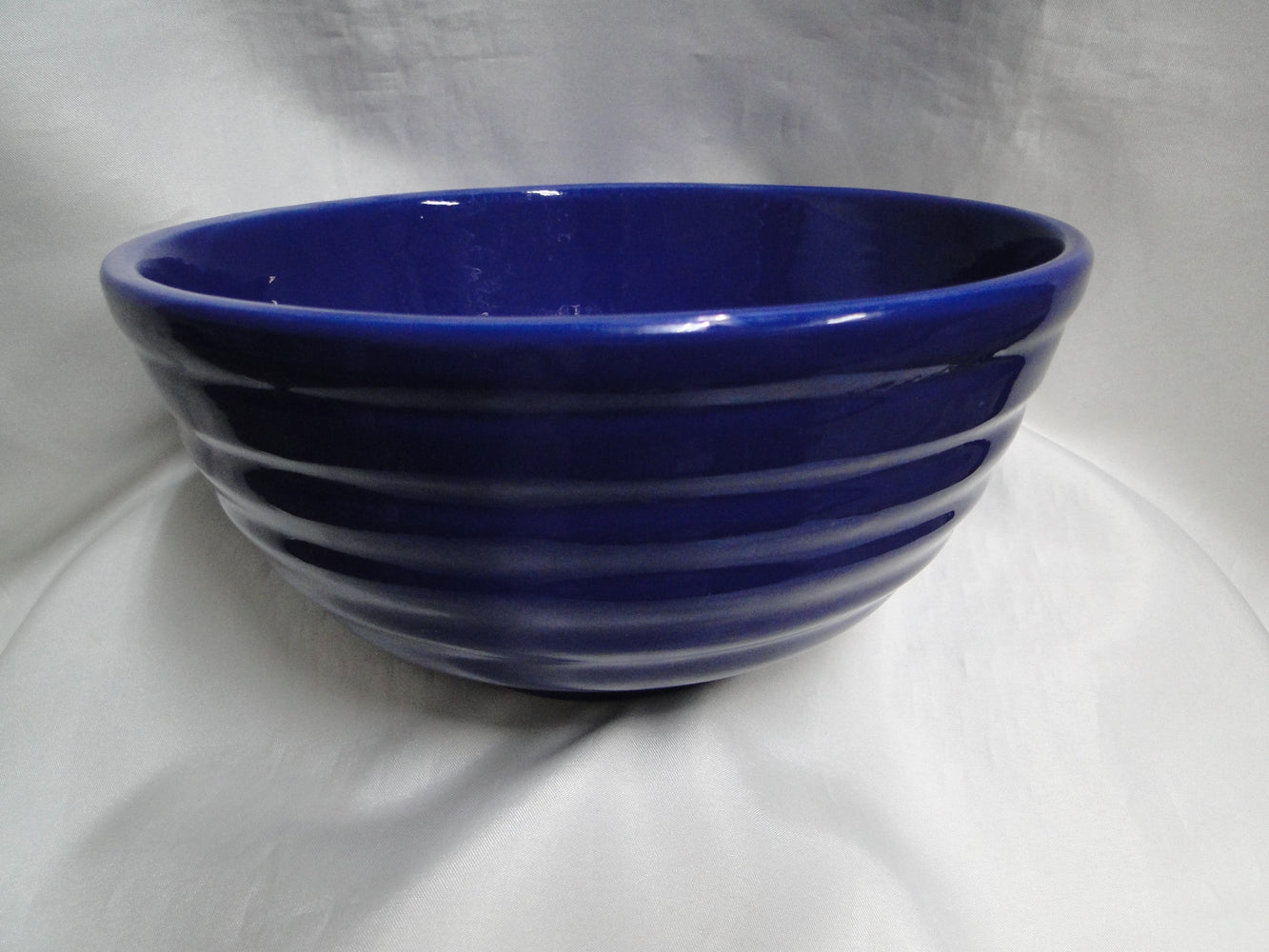 Ring Cobalt Blue, Bauer: Mixing Bowl, 8 5/8" x 4 1/4" Tall, Flaw