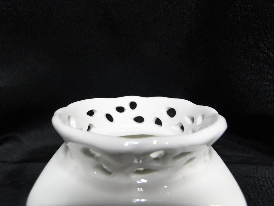 THL T1H2, White w/ Metal Medallion, Lattice: Sugar Bowl & Lid, 4" Tall, As Is