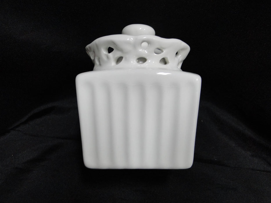THL T1H2, White w/ Metal Medallion, Lattice: Sugar Bowl & Lid, 4" Tall, As Is