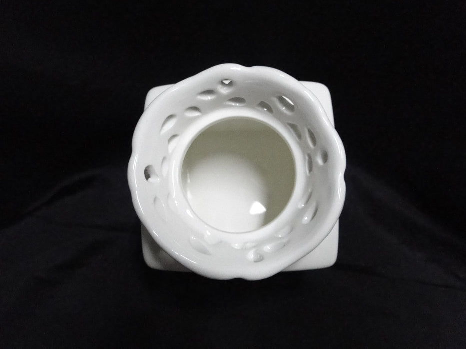THL T1H2, White w/ Metal Medallion, Lattice: Sugar Bowl & Lid, 4" Tall, As Is
