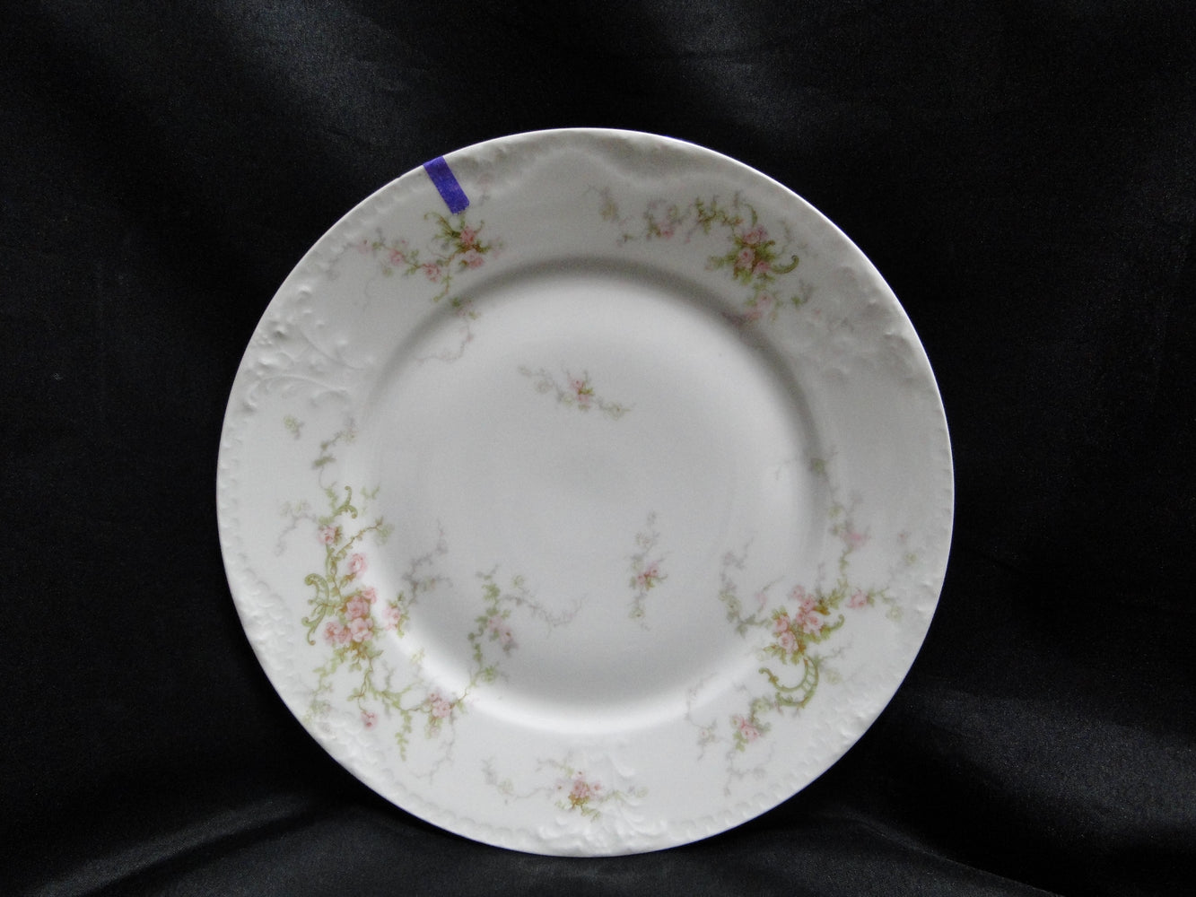 Haviland (Limoges) Schleiger 318-2, Pink, Green Scroll: Salad Plate 8 5/8" As Is
