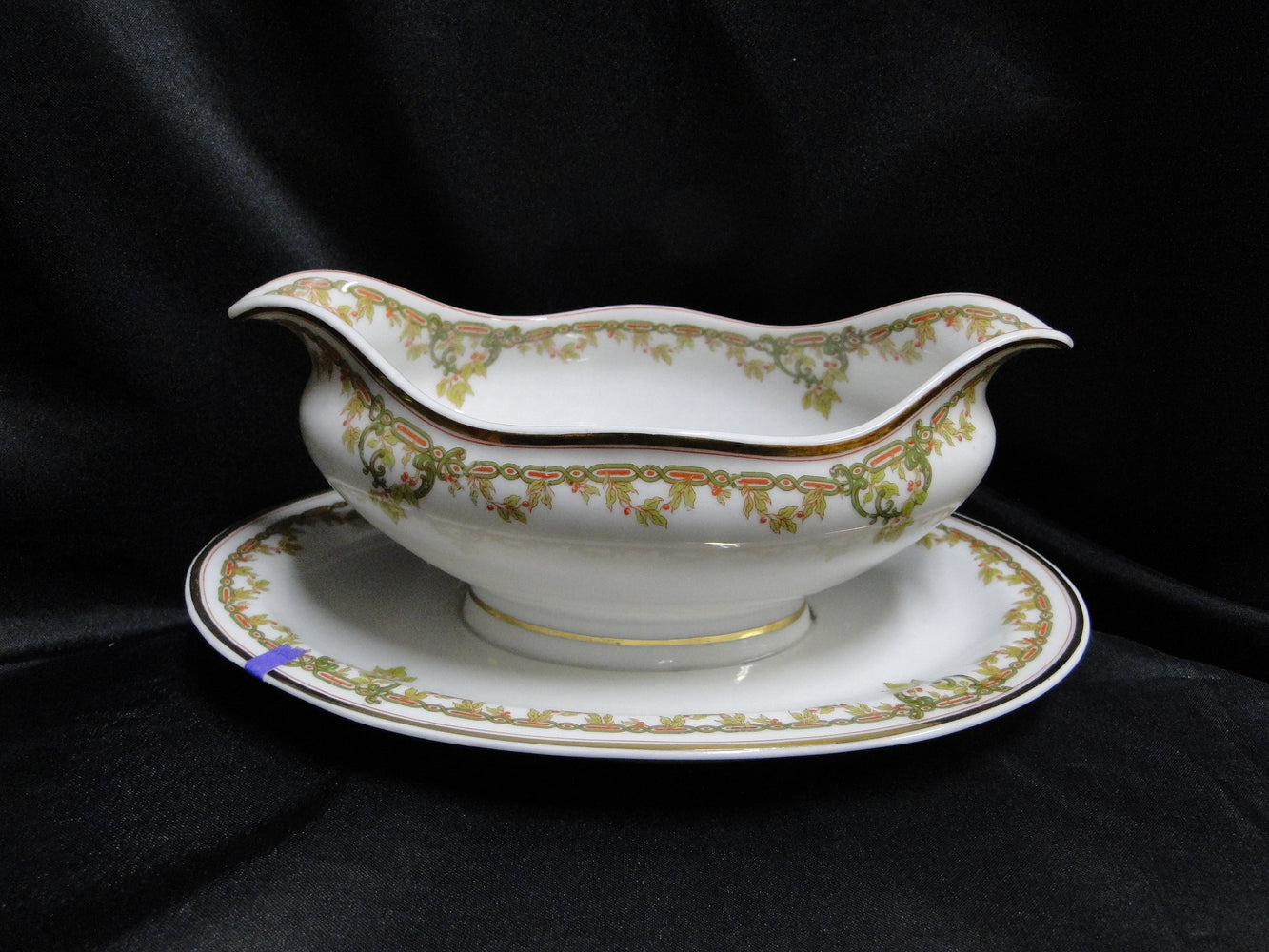 Haviland (Limoges) Schleiger 290, Green Chain: Gravy w/ Att Underplate, As Is