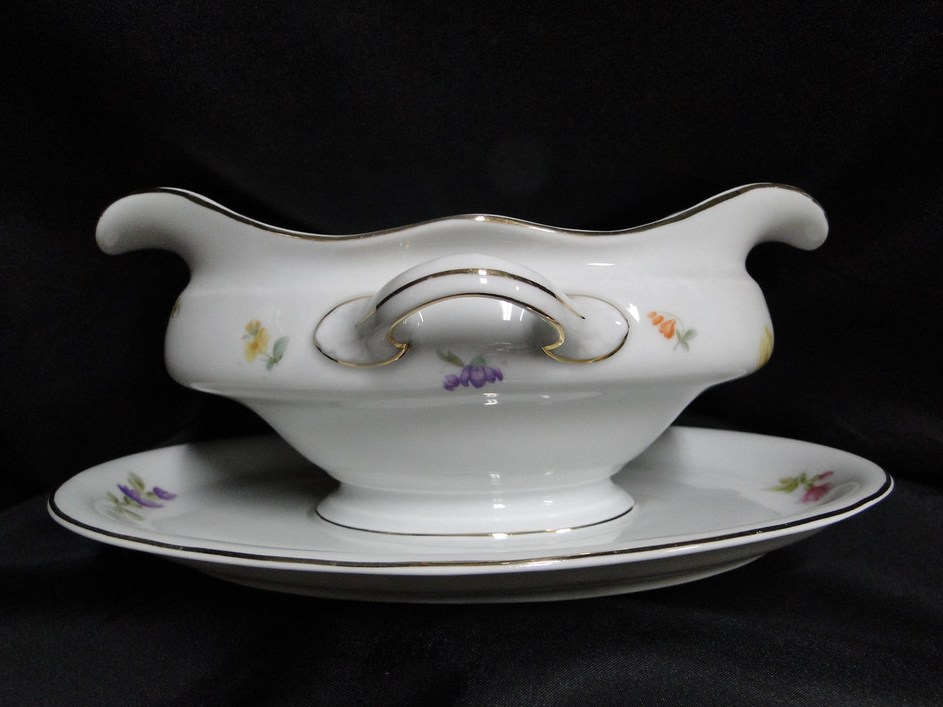 Krister Porzellan (KPM) KPM2, Multi Motif Florals: Gravy & Attached Underplate