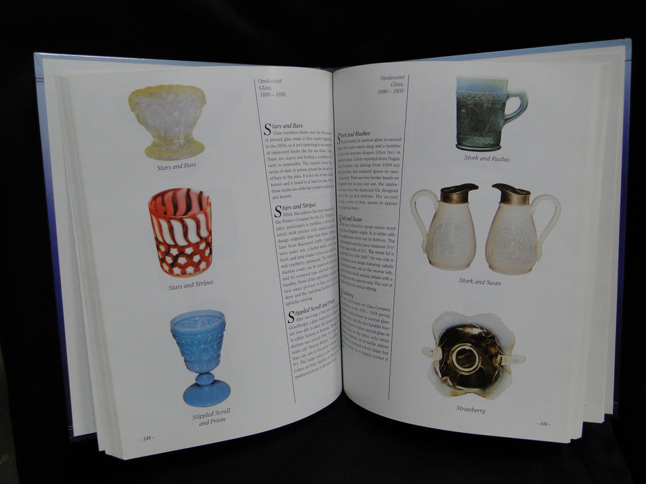 The Standard Encyclopedia of Opalescent Glass by Bill Edwards & Mike Carwile