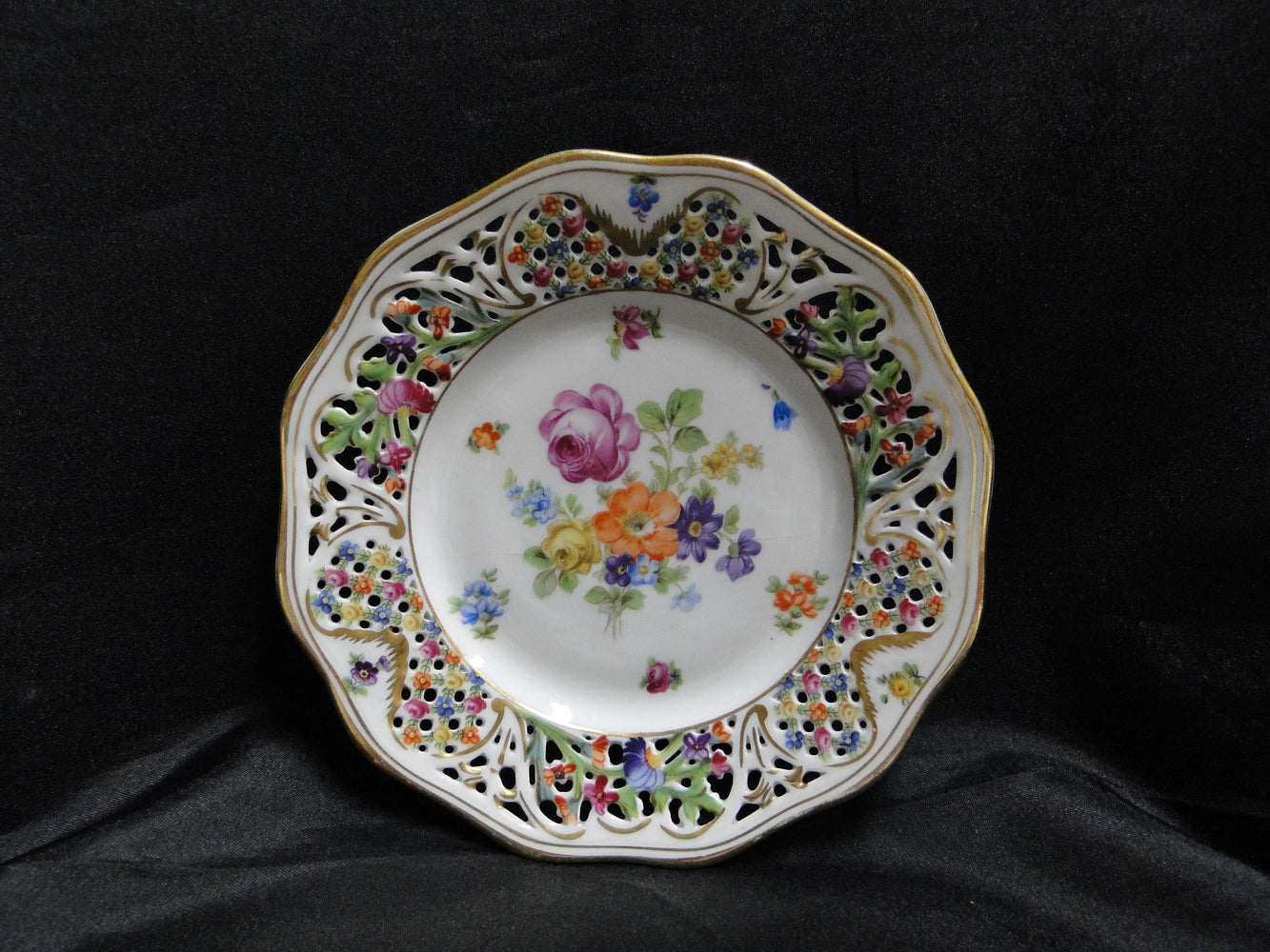 Schumann Chateau Dresden, Reticulated, Flowers: Bread Plate, 6", As Is