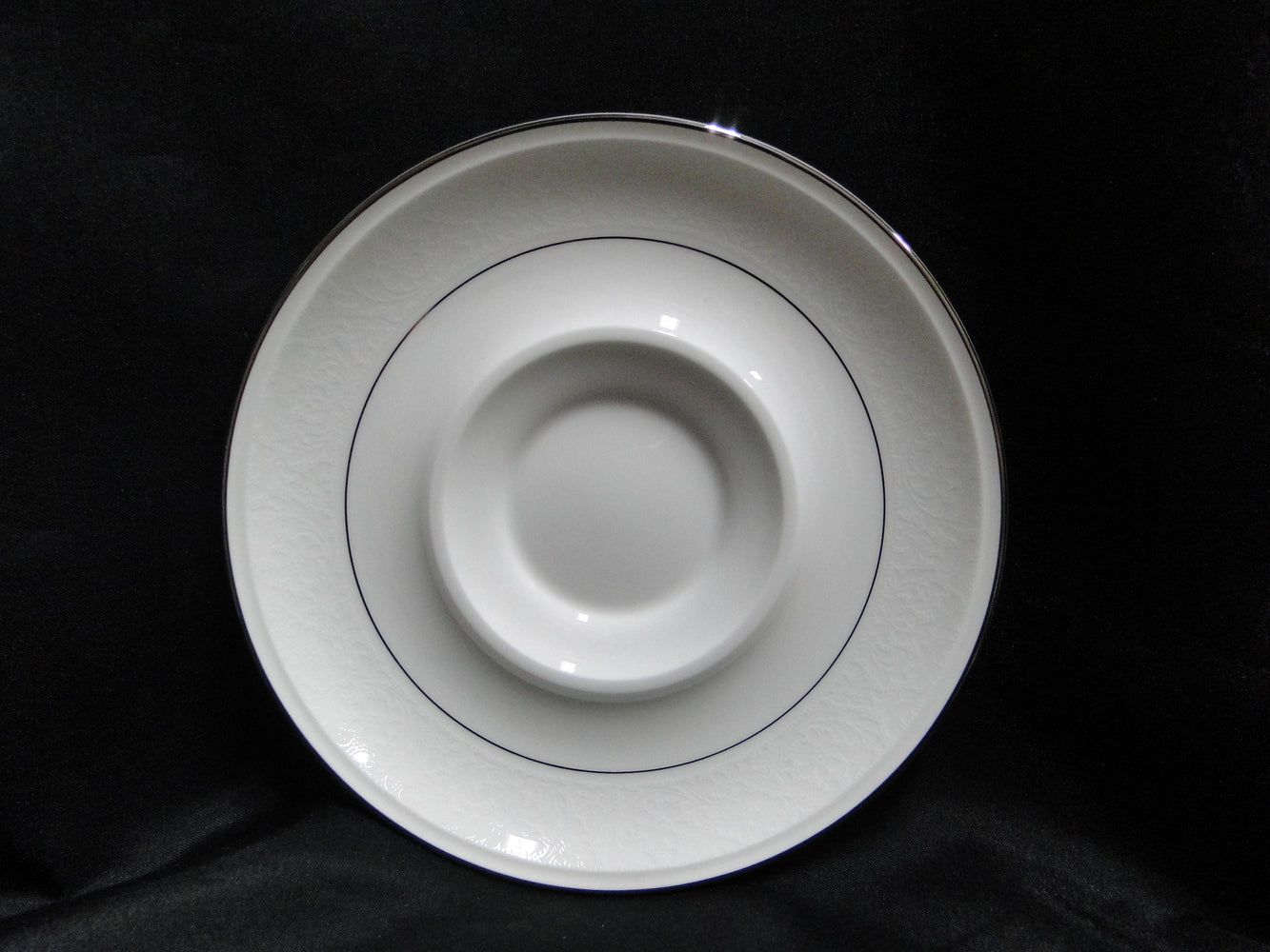 Mikasa Rochelle, White Floral Border, Platinum Trim: 6 1/4" Saucer Only