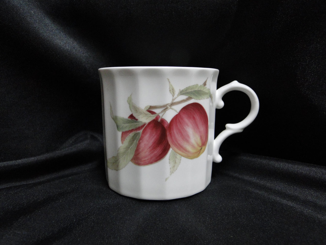Mikasa Belle Terre CAJ05, Fruit: 3" Cup (s) Only, No Saucer