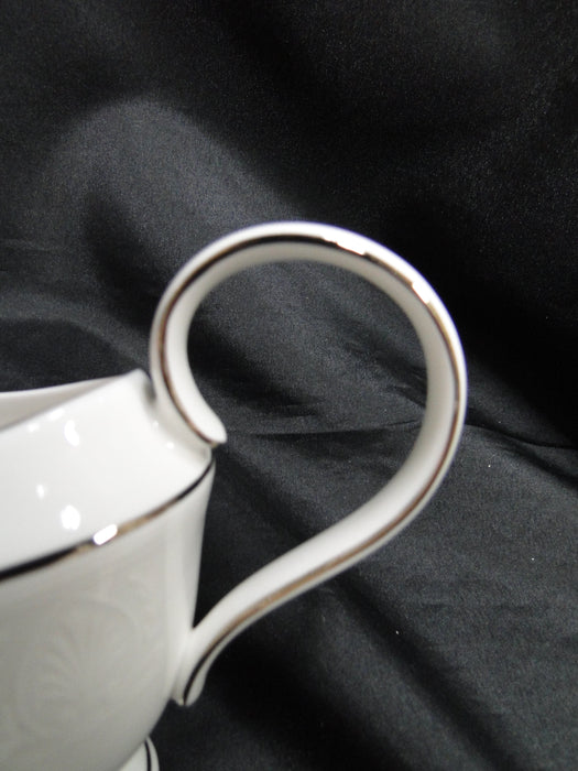 Lenox Hannah Platinum, White Design: Gravy Boat & Separate Underplate