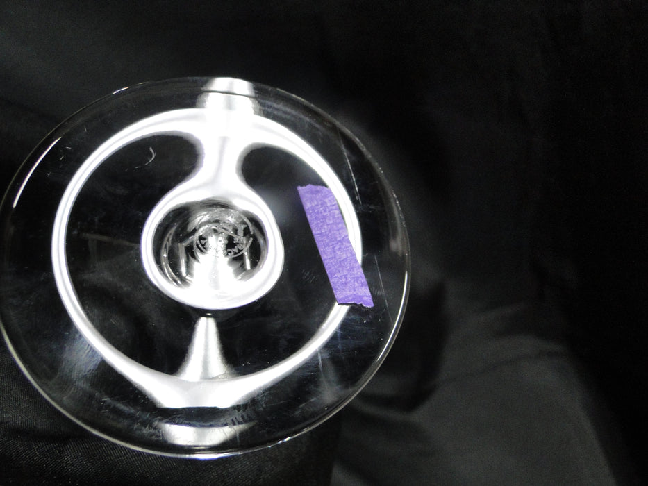 Baccarat Auvergne-Perigold, Criss Cross Cuts: Champagne Flute, 8 1/4", Scratch