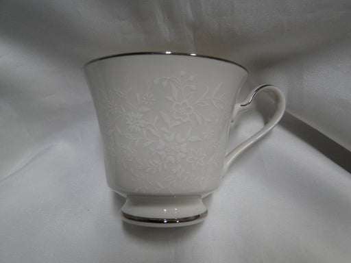 Noritake Affection, 7192, White Flowers: Cup & Saucer Set (s), 3"