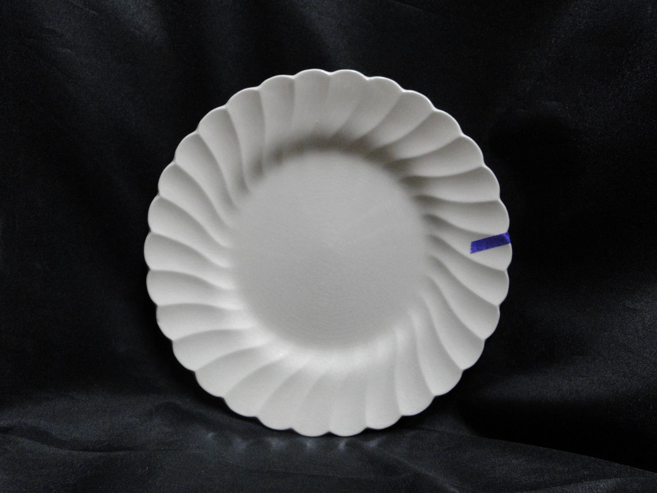 Myott Staffordshire Olde Chelsea, Cream w/ Swirl: Salad Plate, 7 3/4", As Is