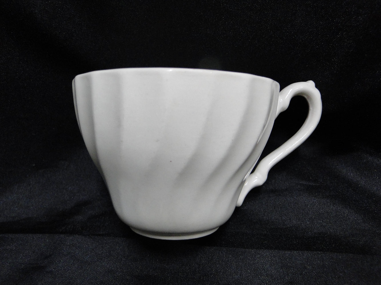 Myott Staffordshire Olde Chelsea, Cream w/ Swirl: 2 1/2" Cup (s) Only