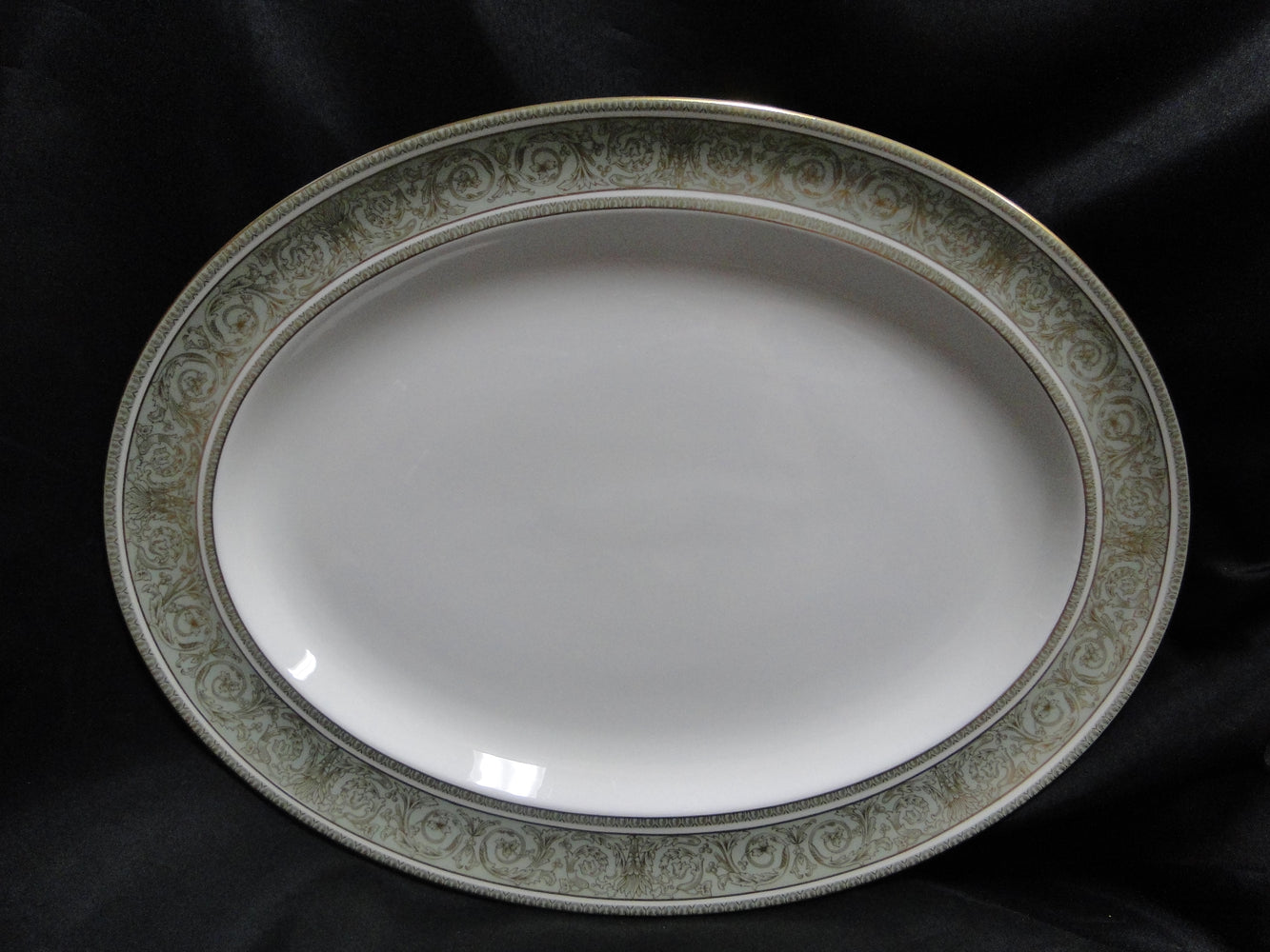Royal Doulton English Renaissance, Green Scrolls: Oval Serving Platter 16" x 12"
