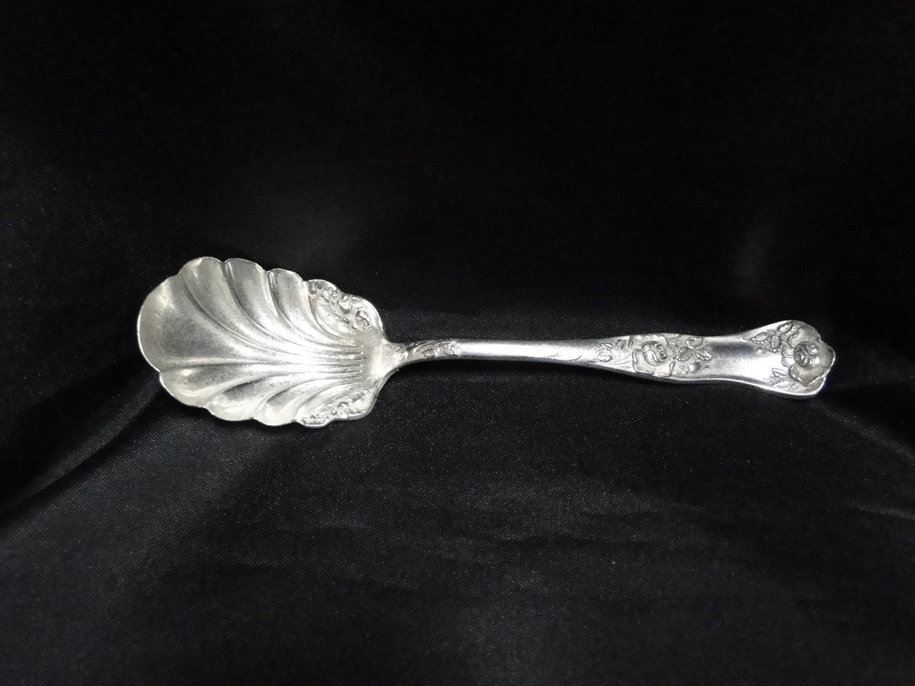 International Silver Rosalie Silverplate Flatware: Sugar Shell Spoon, 6"