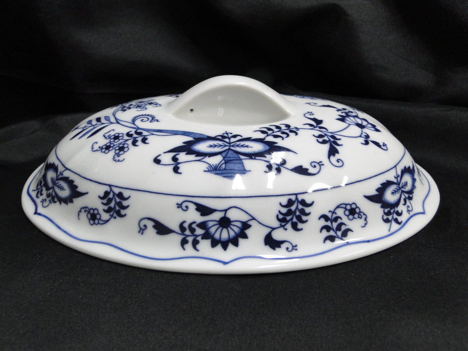 Blue Danube, Blue Onion: Oval Casserole & Lid, 9 1/2" x 7" x 4 3/4", 1.5 Quart