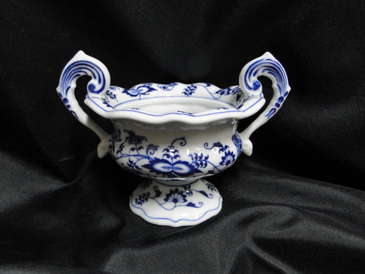 Blue Danube, Blue Onion: Mayonnaise Bowl & Lid, 5 1/2" Tall