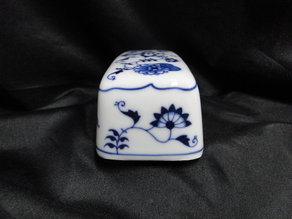 Blue Danube, Blue Onion: 1/4 lb Butter Dish & Lid, 7 3/4" x 3 7/8"