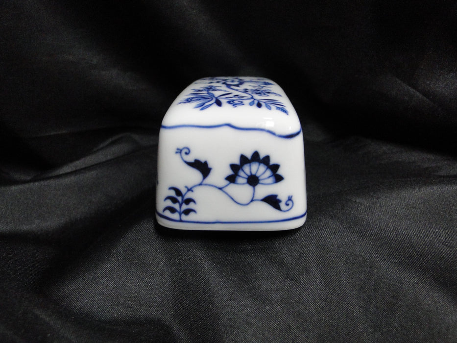Blue Danube, Blue Onion: 1/4 lb Butter Dish & Lid, 7 3/4" x 3 7/8"