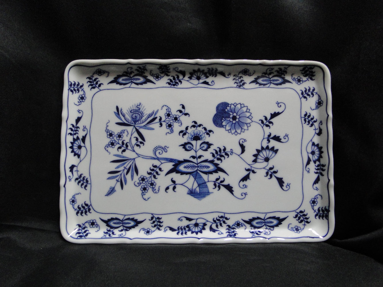 Blue Danube, Blue Onion: Rectangular Tray, 10 1/2" x 7"