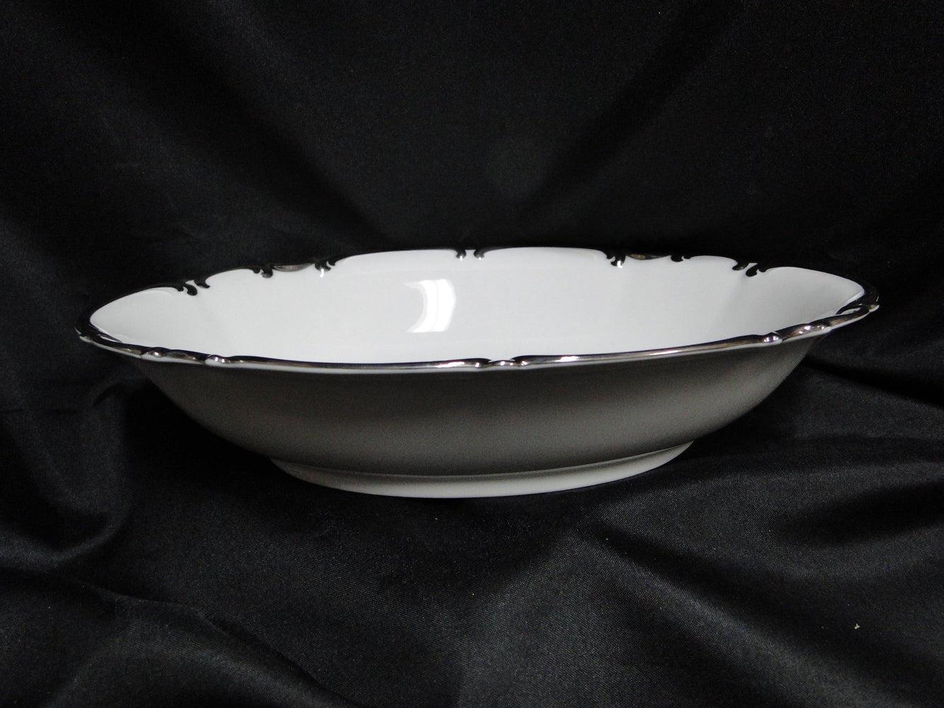 Hutschenreuther Revere, White w/ Platinum: Oval Serving Bowl (s), 10 1/4"