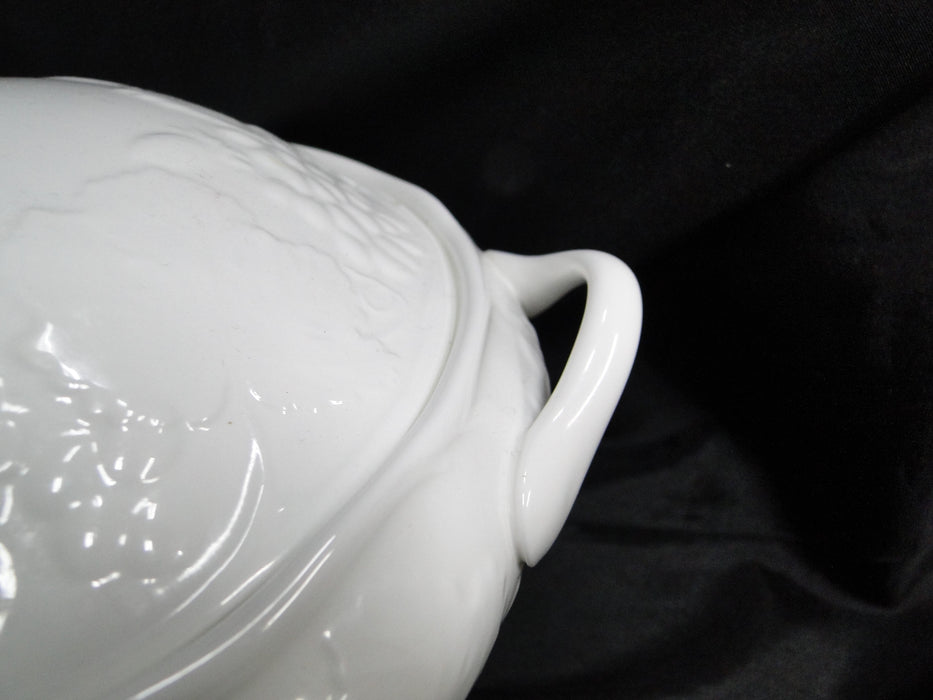 Wedgwood Strawberry and Vine, White, Bone: Round Serving Bowl w/ Lid