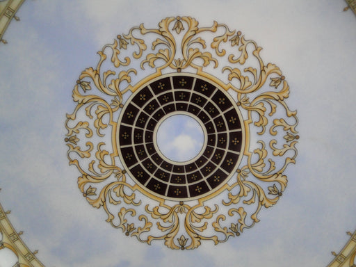 Bernardaud Grand Versailles, Rust Rim, Gold Design: Charger Plate, 11 5/8"