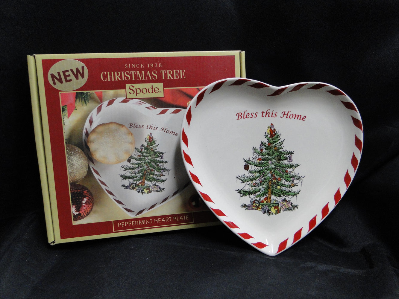 Spode Christmas Tree, Peppermint: "Bless this Home" Heart Plate, 7 3/4", Box