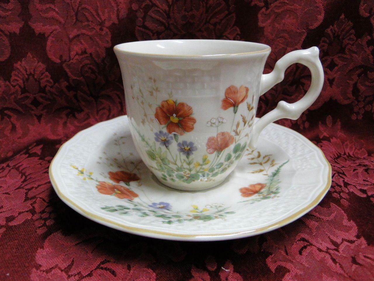 Mikasa Margaux, Rust & Yellow Floral, Weave Rim: Cup & Saucer Set (s)
