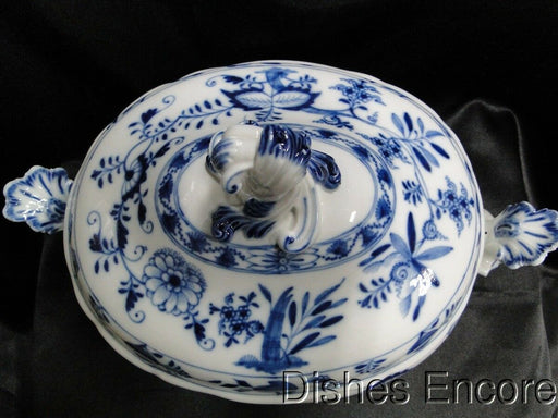 Meissen Blue Onion, "X" Backstamp: Oval Tureen w/ Lid, 9 1/2"
