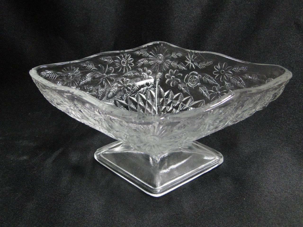 Indiana Glass Pineapple & Floral No. 618 Clear: Diamond Shape Bowl 6 1/2" As Is