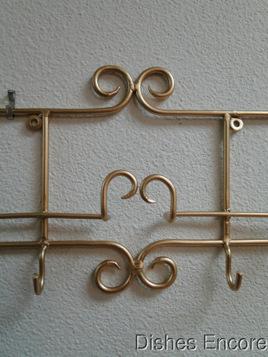 Bard's Horizontal Gold Metal Display Rack for Four Cup & Saucer Sets, 26"