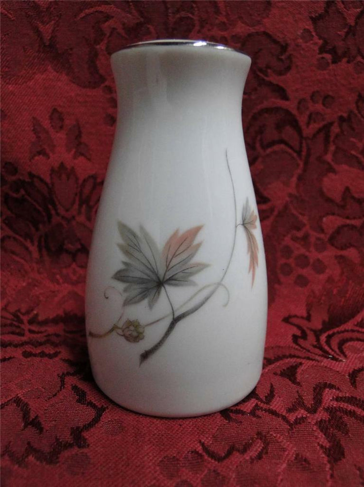 Noritake Oaklane, 6310, Taupe & Peach Leaves: Salt Shaker, 7 Holes, 3 1/4"