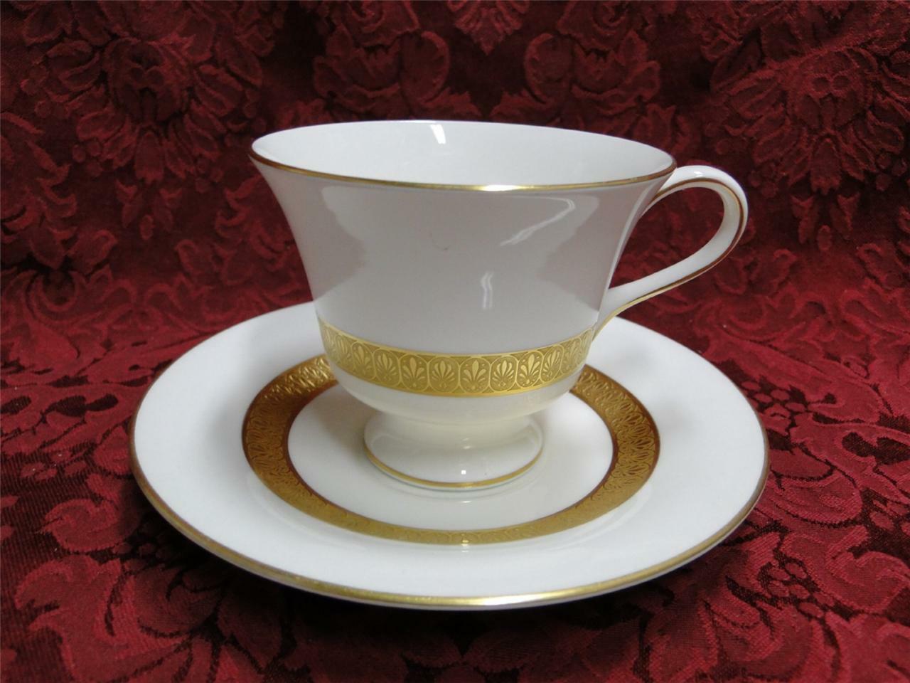 Wedgwood Adelphi, White w/ Gold Encrusted Verge: Cup & Saucer Set (s)