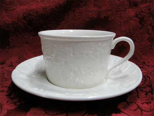 Mikasa English Countryside, White, Embossed: Cup & Saucer Set (s)