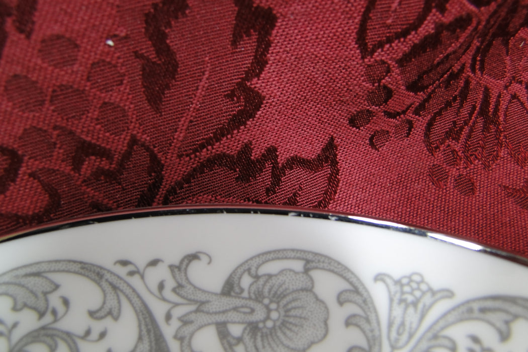 Rosenthal Leonardo, Grey Scrolls & Urns: Dinner Plate, 10 1/2", Light Trim Wear