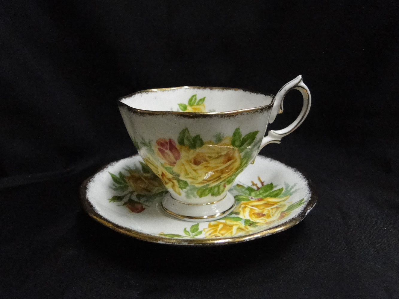 Royal Albert Tea Rose Yellow, Gold Trim: Malvern Cup & Saucer Set (s), 2 3/4"