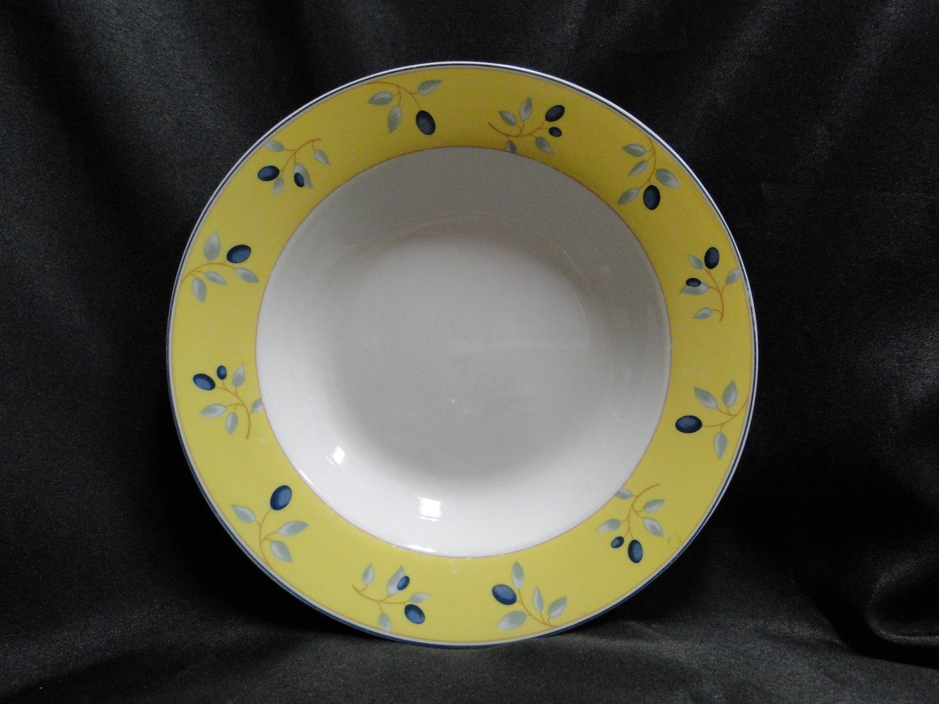 Royal Doulton Blueberry, Yellow Rim: Rim Soup Bowl (s), 8 5/8", Wear