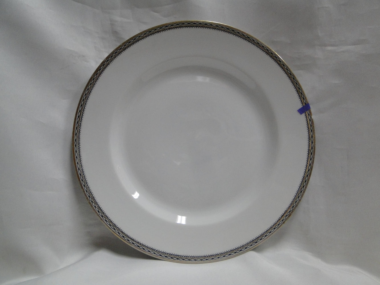 Heinrich HC9, Black Ovals, Gold Trim: Dinner Plate, 9 7/8", As Is