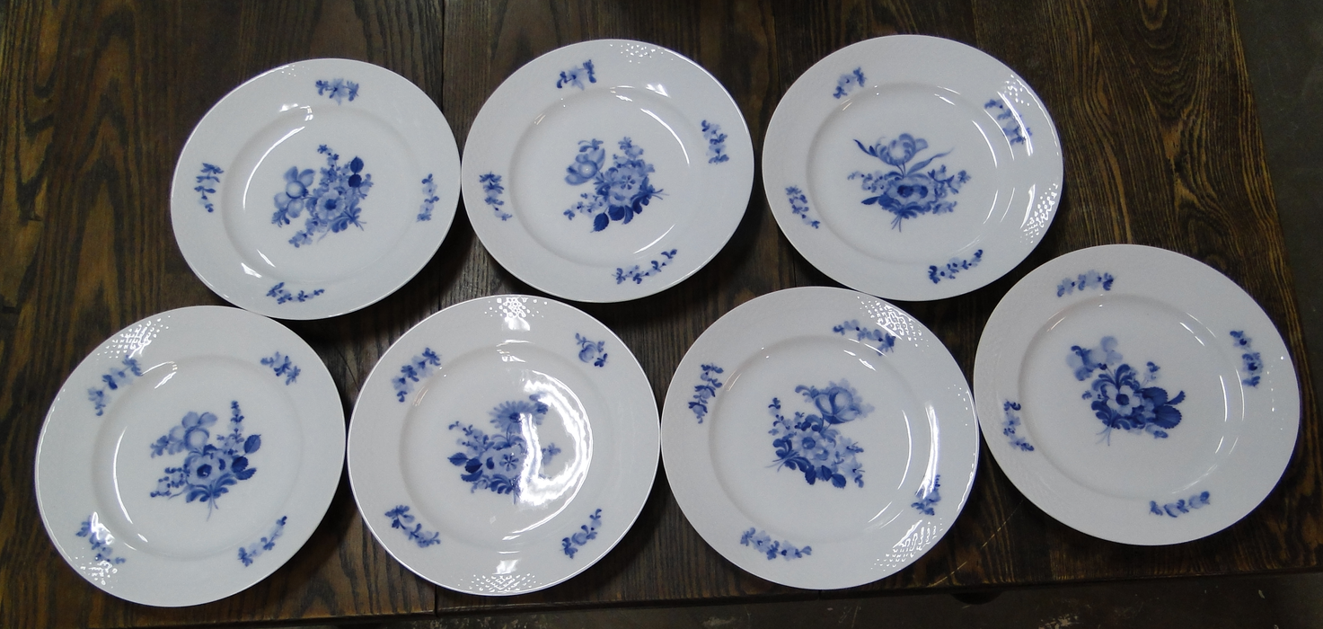 Royal Copenhagen Blue Flowers Braided: Luncheon Plate (s), #8096 — Dishes  Encore