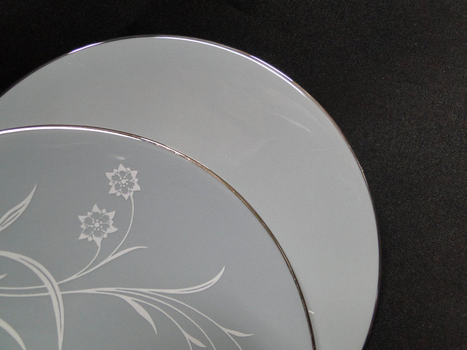 Flintridge Reverie Strata Blue, White Flower, Platinum: Dinner Plate (s) 10 7/8"