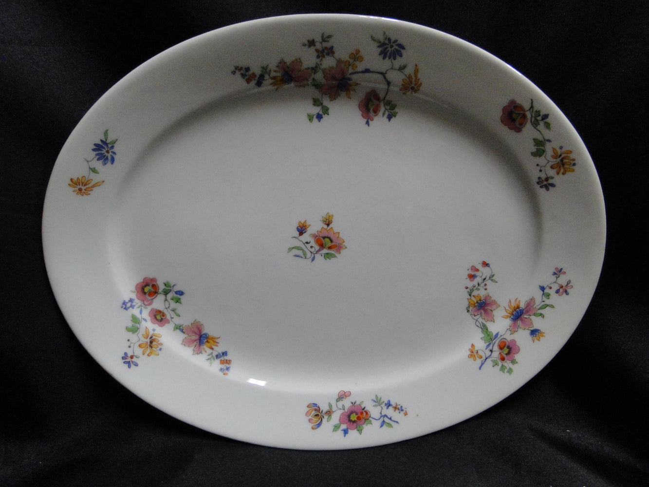 Haviland (Limoges) Head 56, Pink & Yellow, CHF 189: Platter, 11 1/8"