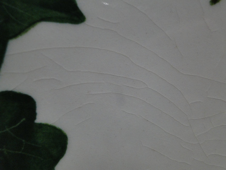 Metlox Poppytrail California Ivy: Luncheon Plate, 9 3/8", Crazing