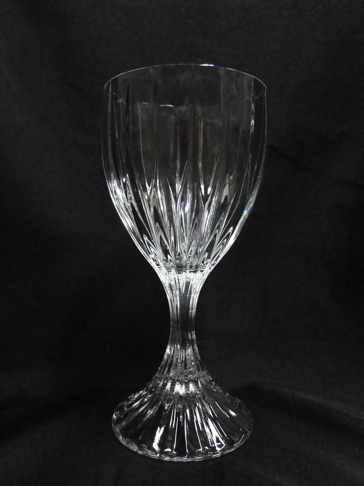 Mikasa Park Lane, Vertical Cuts: Wine Glass (es), 6 3/8" Tall