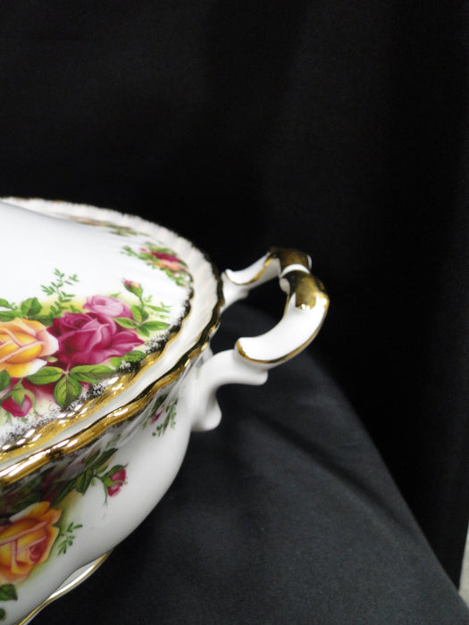 Royal Albert Old Country Roses, England: Round Serving Bowl & Lid