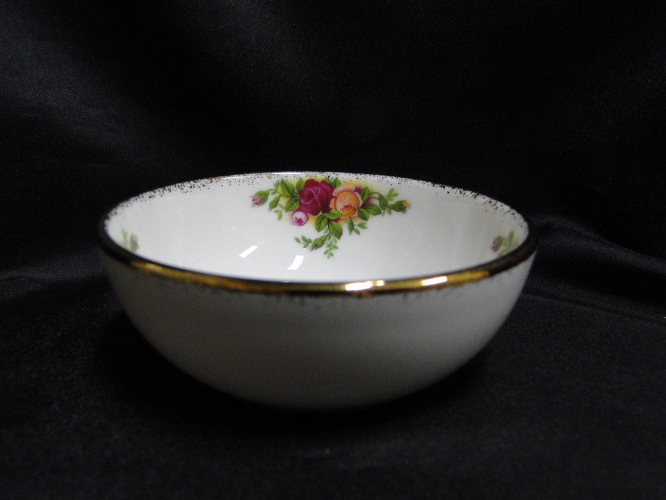 Royal Albert Old Country Roses, England: Rice Bowl, 3 3/4" x 1 1/2"