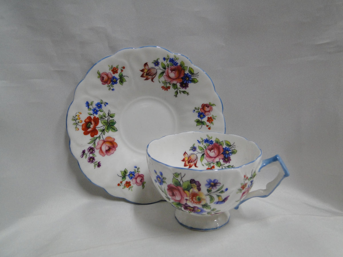 RARE !!! Stunning Stanley Cabbage roses pattern on baby blue shade teacup  set