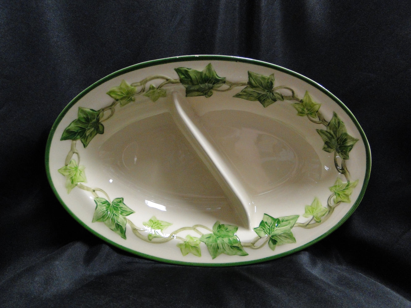 Franciscan Ivy (USA), Green: Divided Serving Bowl, 12 1/4", Nicks on Trim