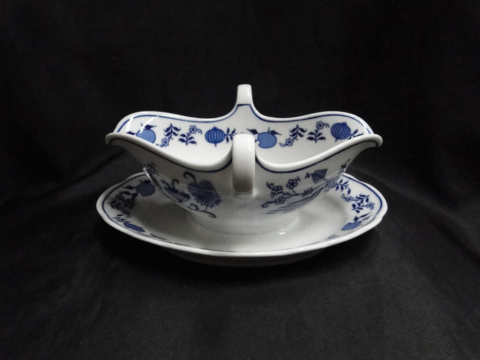 Schaller / Winterling Bavaria Blue Onion: Gravy Boat w/ Attached Underplate