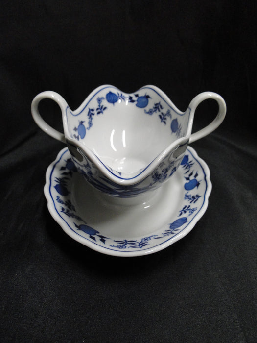 Schaller / Winterling Bavaria Blue Onion: Gravy Boat w/ Attached Underplate