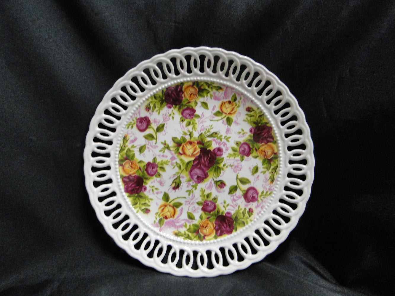 Royal Albert Old Country Roses: Tray for Pierced Mini Tea Set